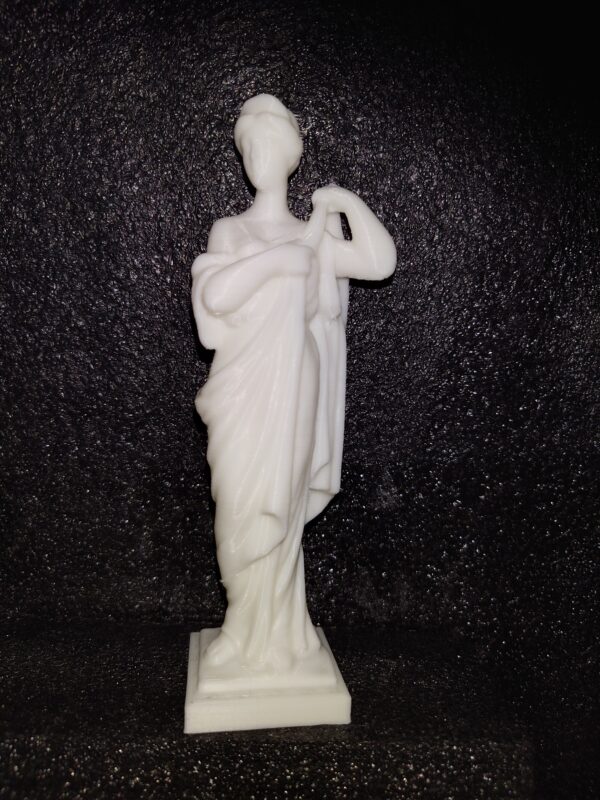 creopop dot co dot uk Lady Statue in white PLA product image
