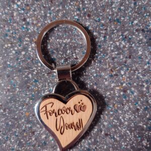 www.creopop.co.uk Heart shaped beechwood customised keychain
