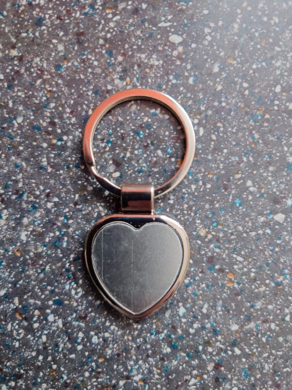 www.creopop.co.uk stainless steel framed heart key chain image